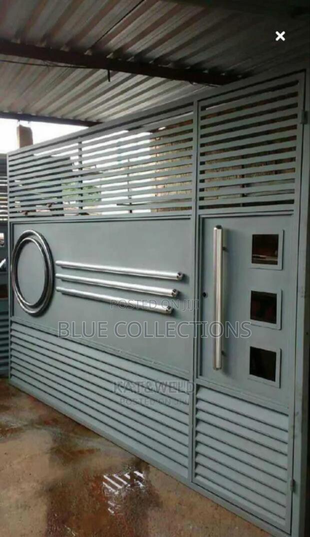 Sliding Main Gate · Photo 2