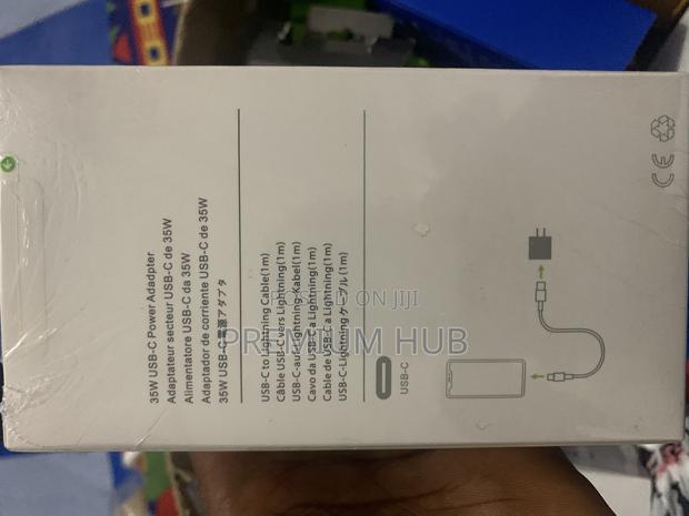 Apple Type-C Charger · Photo 4