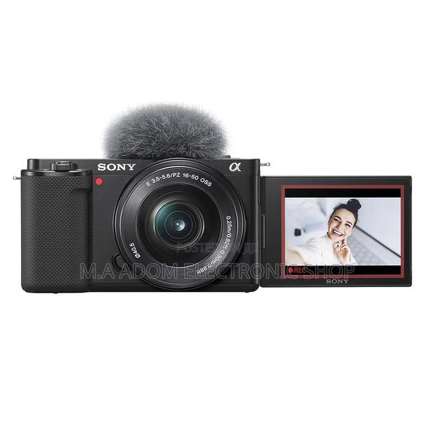 Sony Zv -E10 Camera With 16-50mm Lens · Photo 2