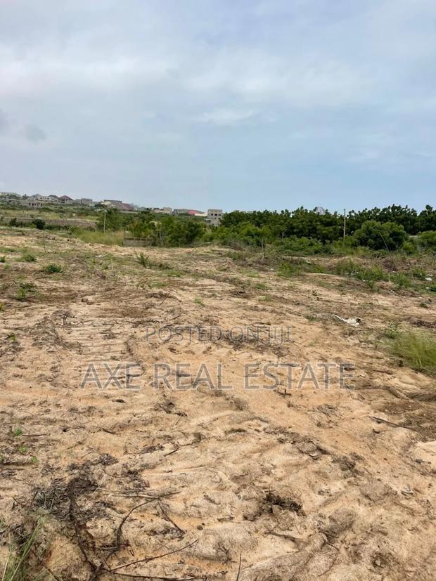 Huge Offers on Demarcated Plots at Prampram Beach Lane · Photo 3
