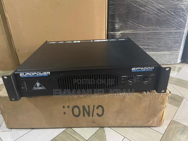 Brand New Behringer Amplifier