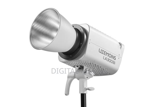 Godox Litemons La300bi Bi-color Led Monolight · Photo 3