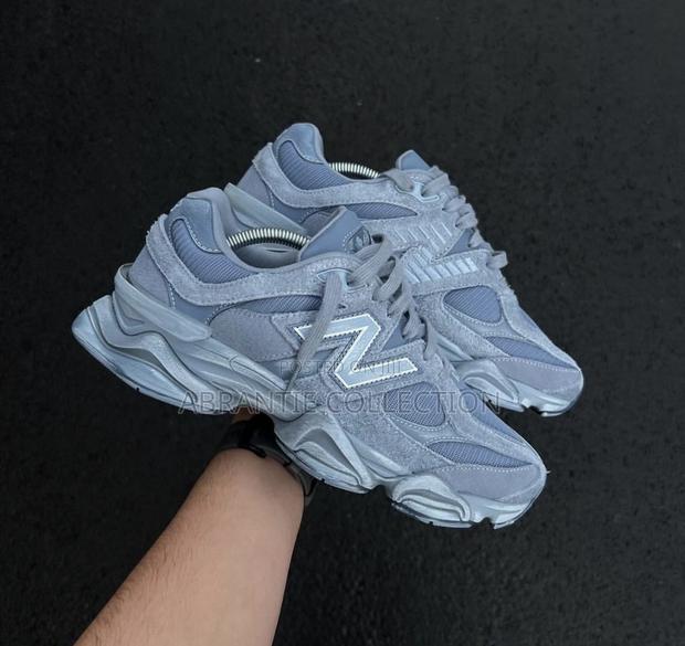 New Balance 9060 Washed Blue · Photo 3