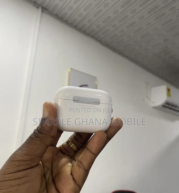 Airpods Pro 2nd Generation photo 2