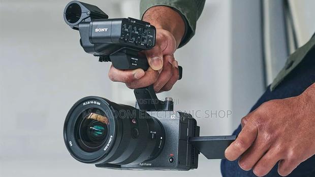 Sony Fx3 Cinema Camera Full Frame Body Only · Photo 4