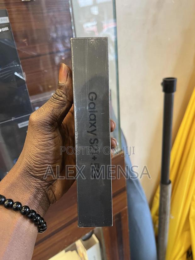 New Samsung Galaxy S21+ 5G 128 GB Black