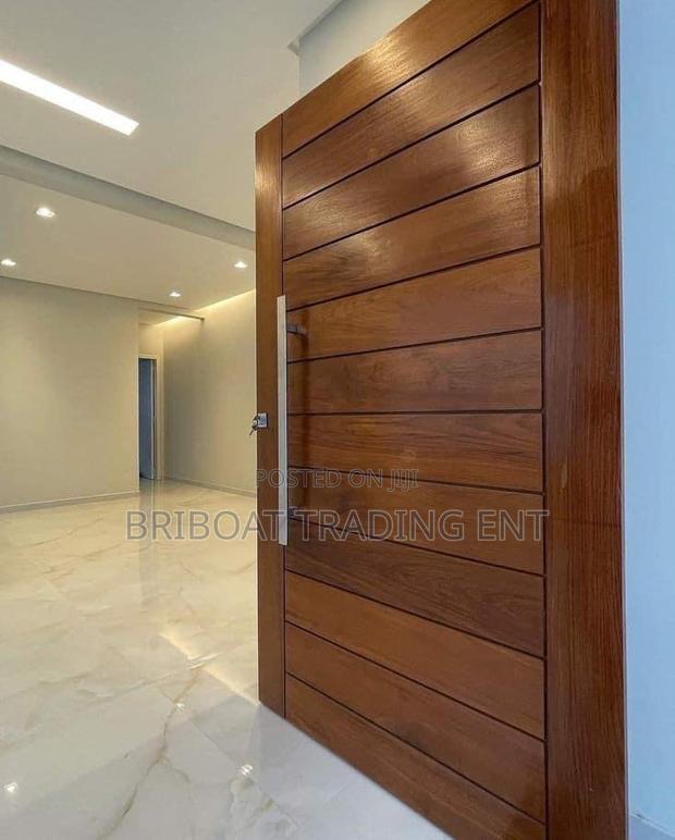 Wooden Doors · Photo 2