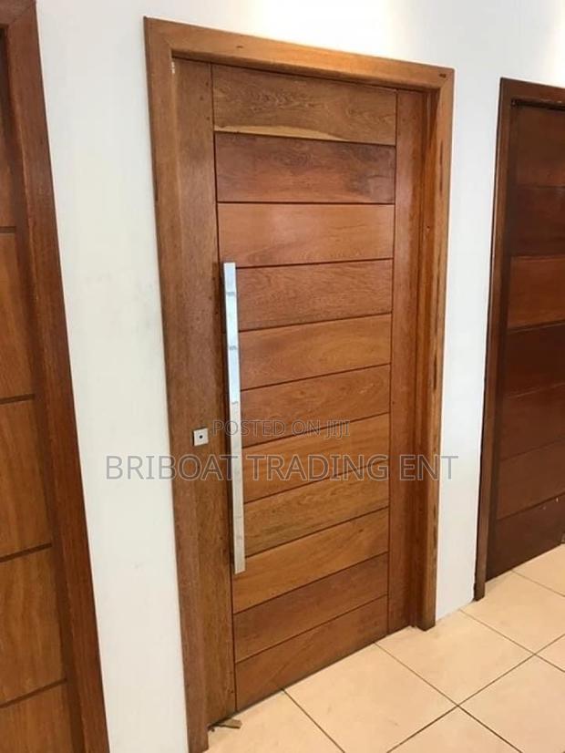 Wooden Doors · Photo 2