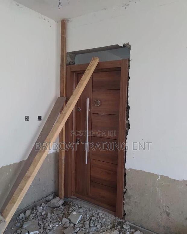 Wooden Doors · Photo 2