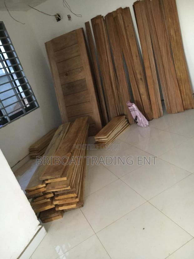 Wooden Doors · Photo 2