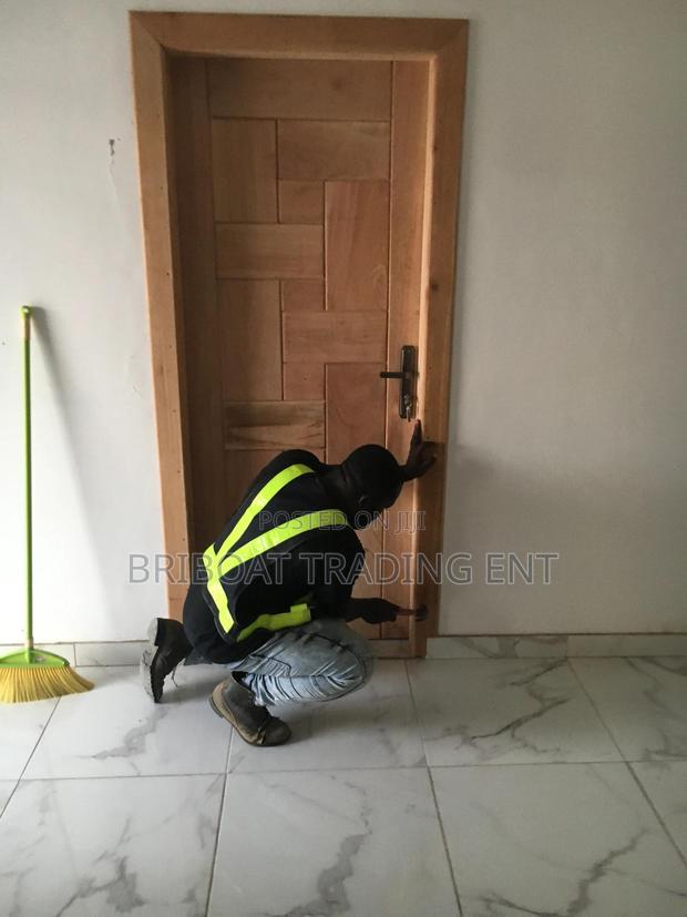 Wooden Doors · Photo 2
