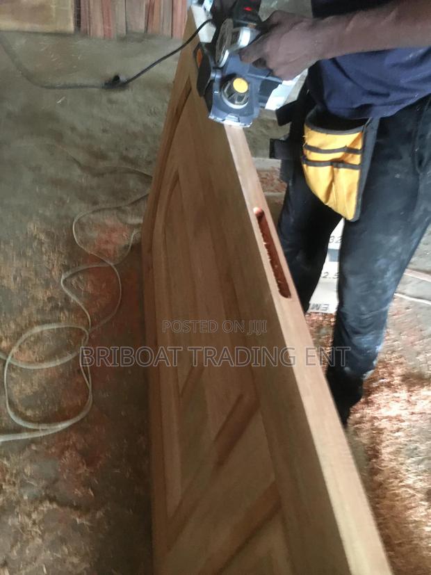 Wooden Doors · Photo 2