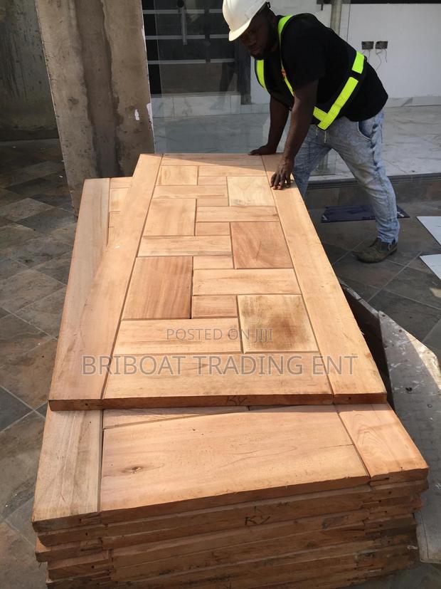 Wooden Doors · Photo 2