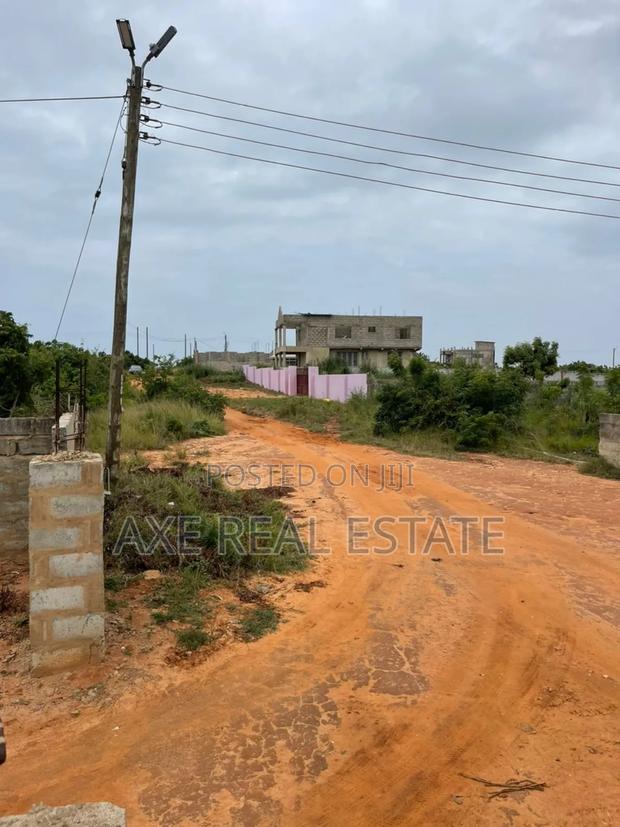 Whooping Promotional Offers on Plots at Appolonia · Photo 4