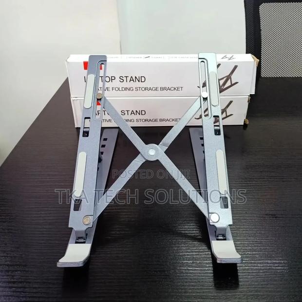 ADJUSTABLE Laptop Stand · Photo 3