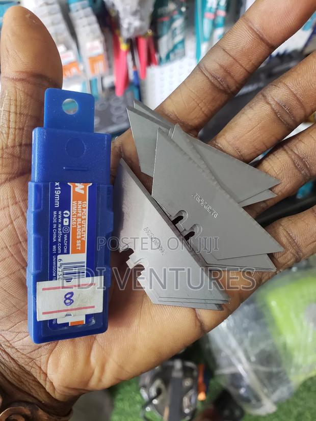 Wadfow 10 Pieces Utility Knife Blades Set · Photo 3