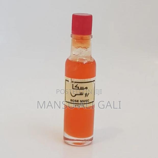 Rose Musc Perfume Oil · Photo 2