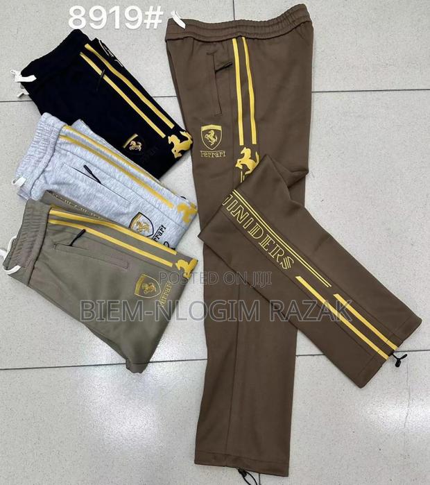 High Quality Cargo Sweatpants Available in Stock