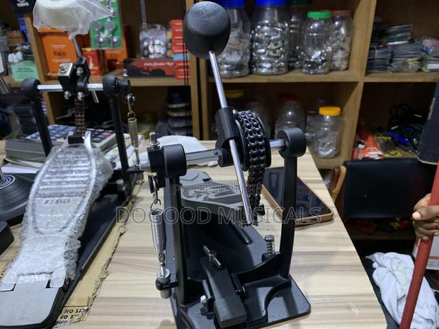 Tama Drum Pedal · Photo 4
