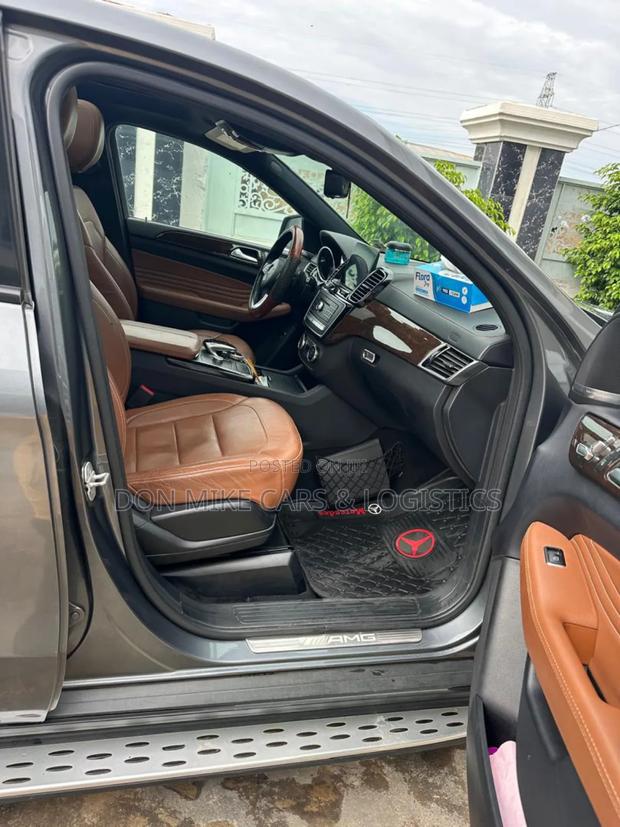 Mercedes-Benz GLE43 2018 Gray photo 5