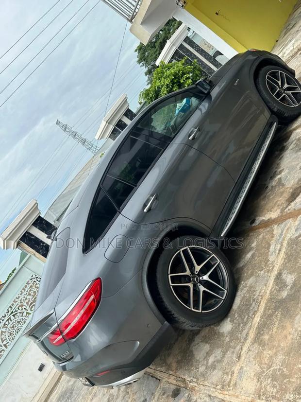 Mercedes-Benz GLE43 2018 Gray photo 6