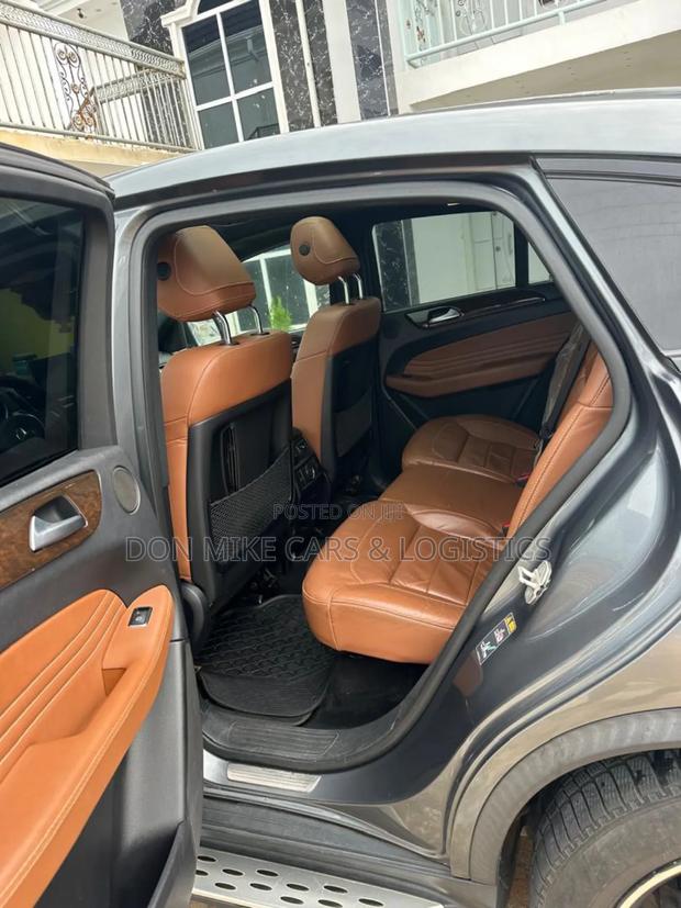 Mercedes-Benz GLE43 2018 Gray photo 11