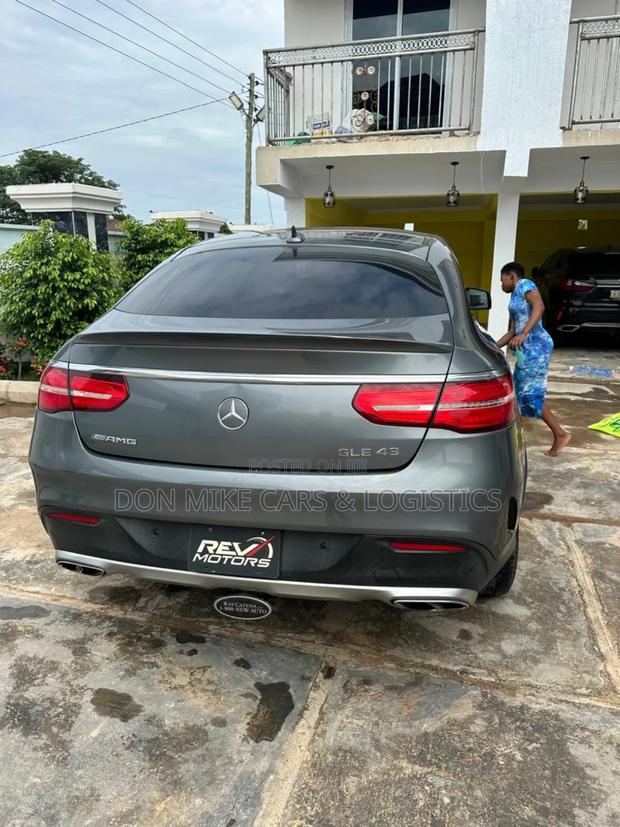 Mercedes-Benz GLE43 2018 Gray photo 13