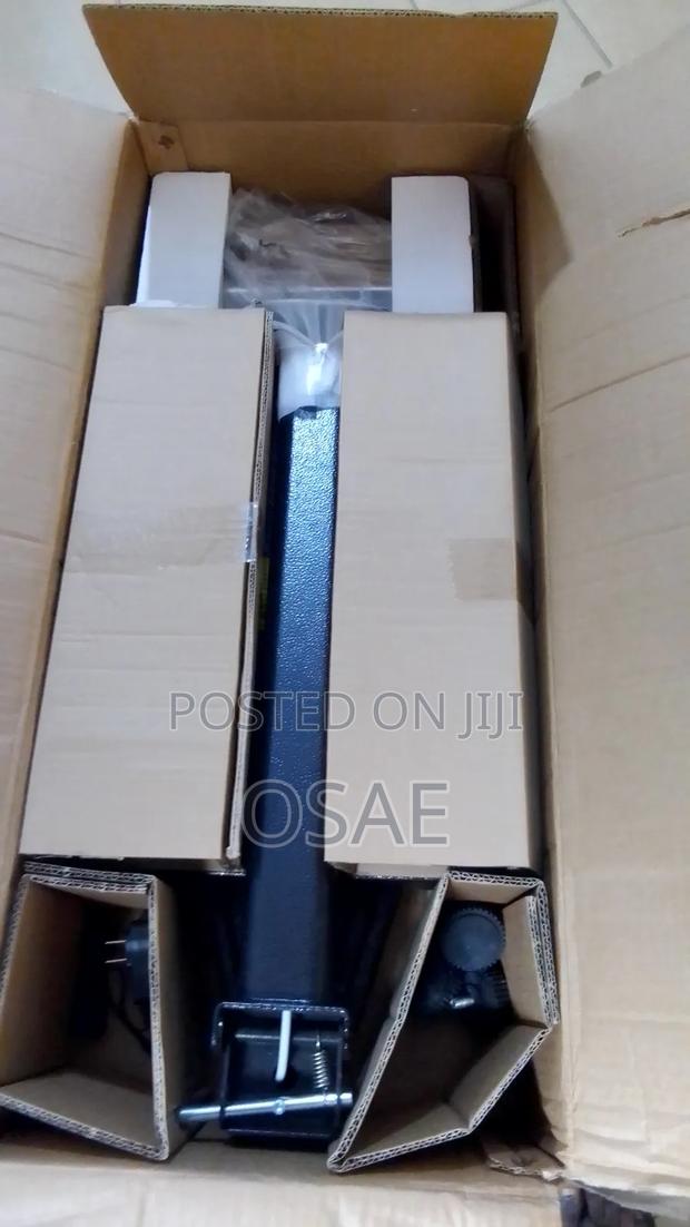 Camry Electric Scale 300kg . · Photo 2