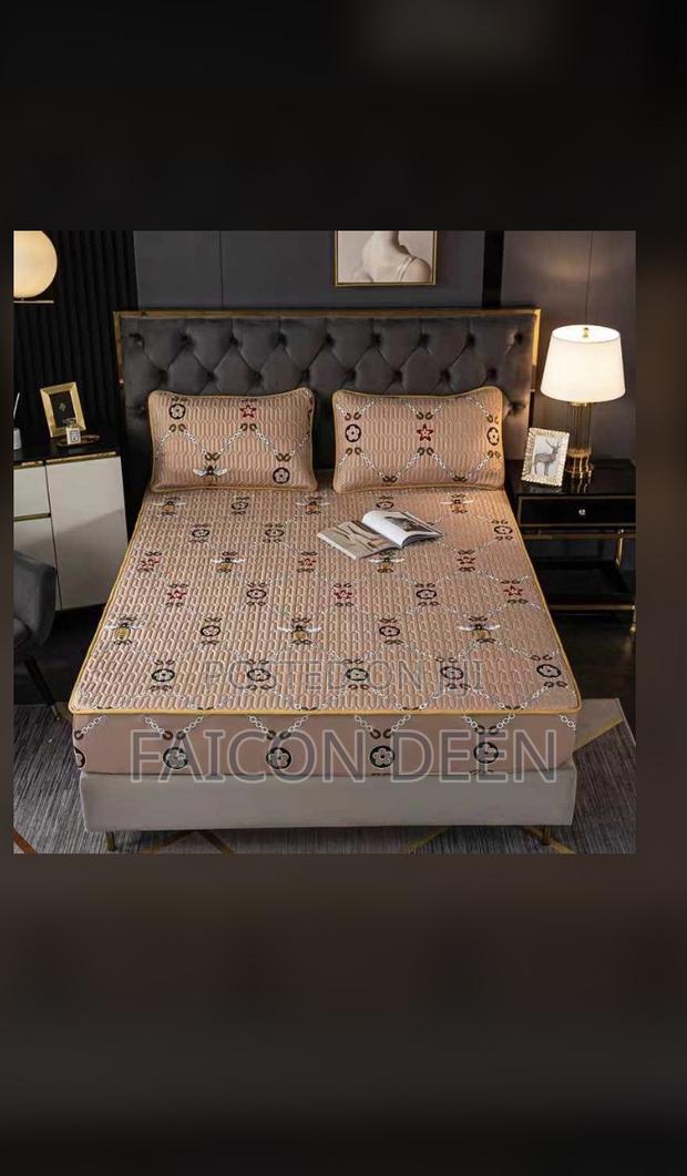 Water Proof Original Double Size Mattress Covers · Photo 1