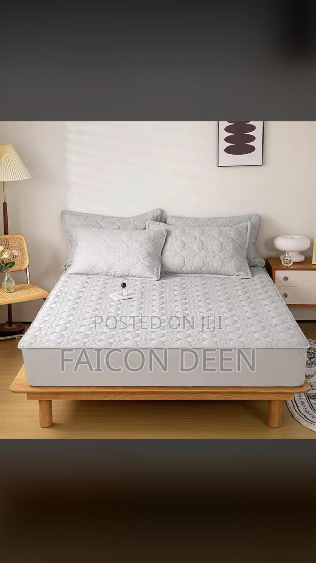 Water Resistance Queen Size Original Mattress Protectors · Photo 1