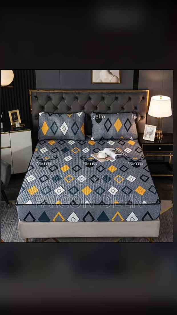 Fitted Elastic Original Waterproof King Size Mattress Covers · Photo 1
