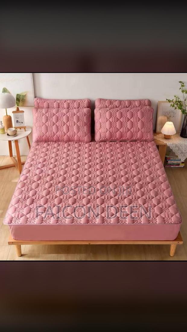 Double Size Original Waterproof Mattress Protectors · Photo 1