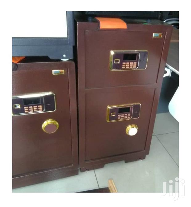 Brown Safe Money Safe · Photo 2