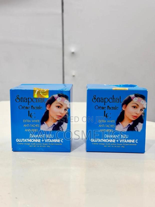 Snapchat Face Cream · Photo 2