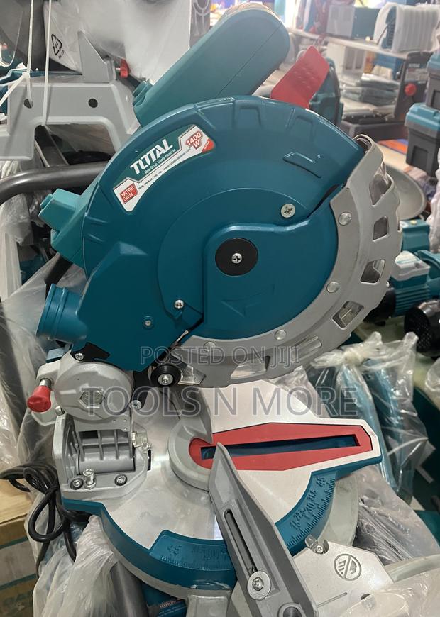 Total Mitre Saw 1400w 8” · Photo 3