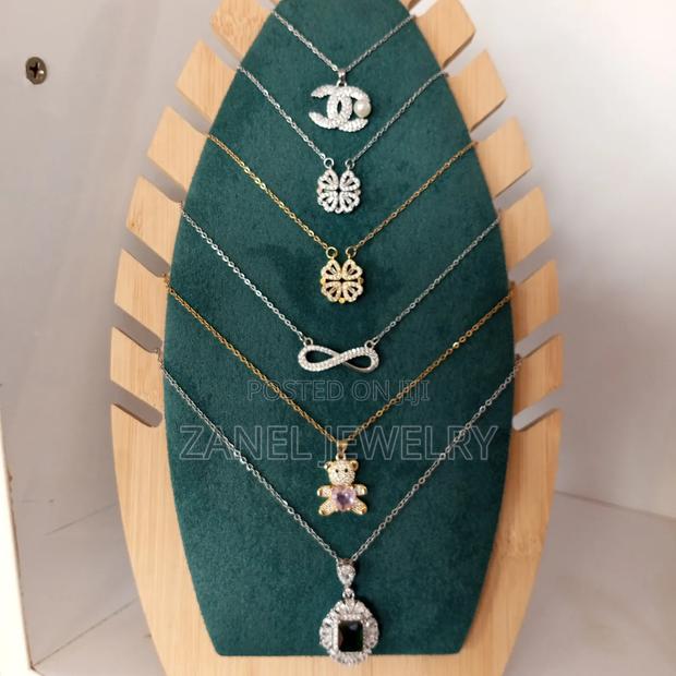 IG Necklace · Photo 4