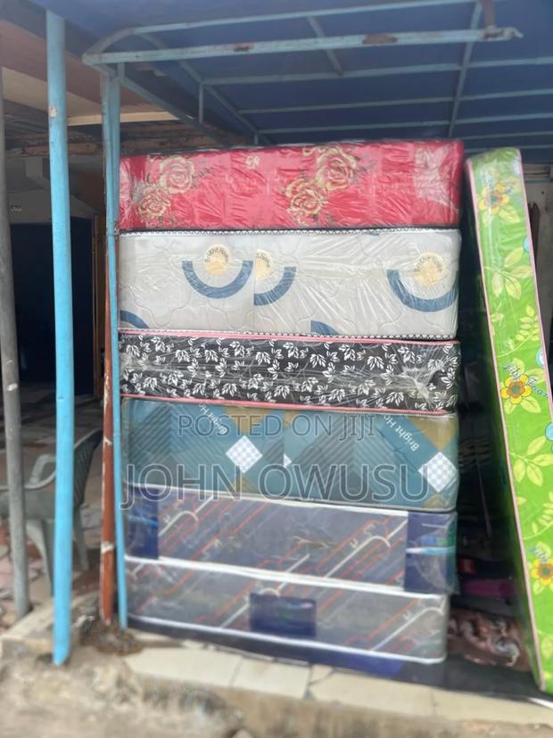 13inches Super High Density Mattress for Sale · Photo 1