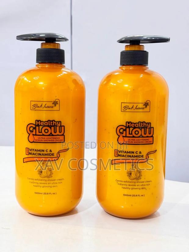 Healthy Glow Vitamin C and Nacinamide Shower Gel · Photo 2