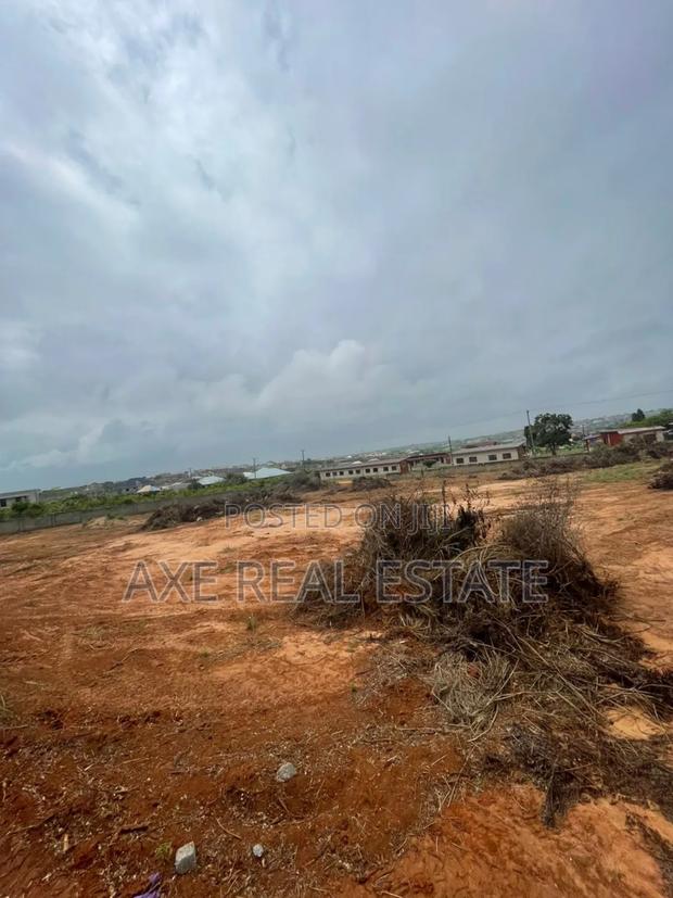 Unforgettable Price Offers on Lands at Prampram Beach Road · Photo 4