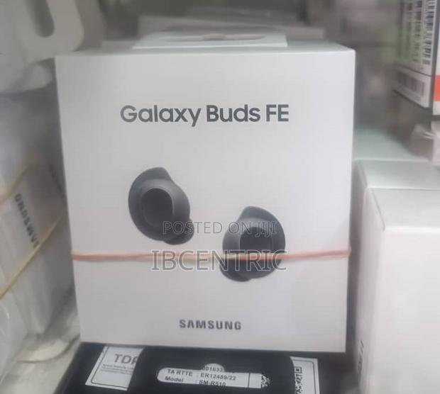 Samsung Galaxy FE Wireless Buds · Photo 4
