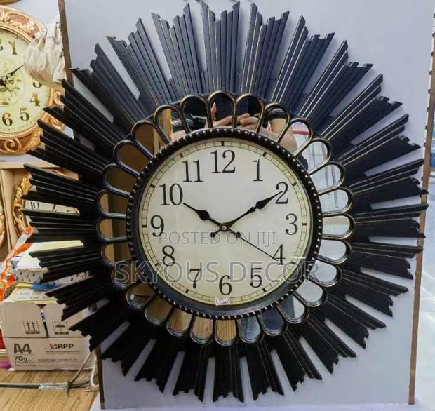 Wall Clock Big Size · Photo 2