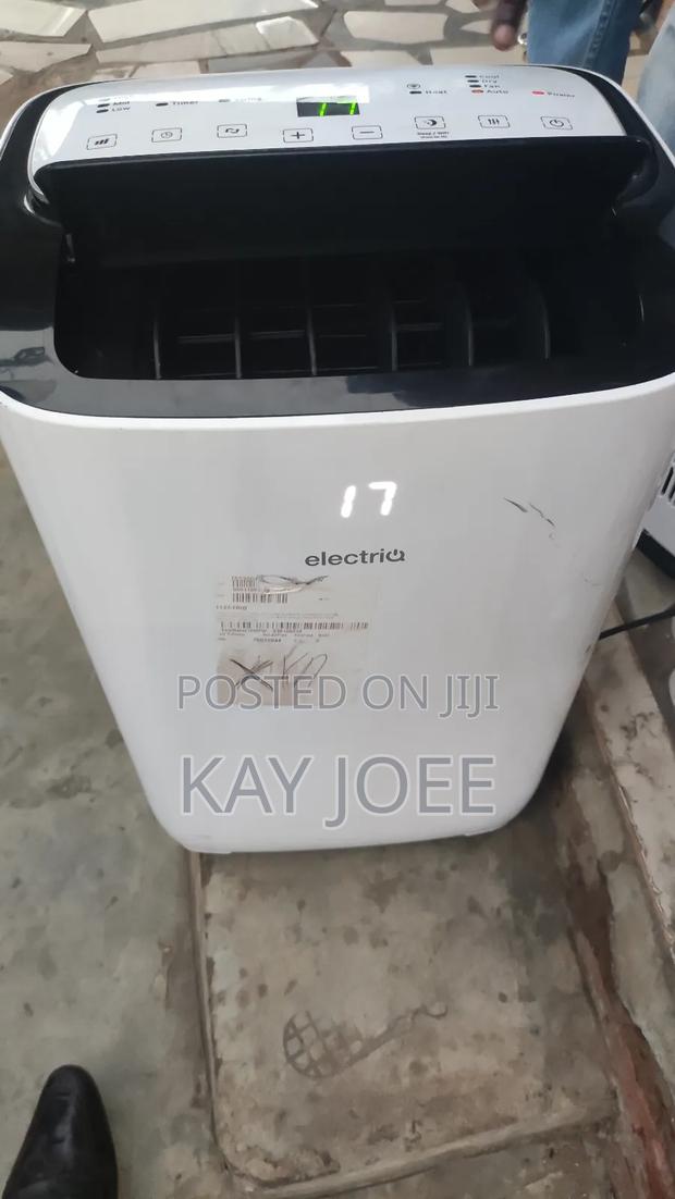 Standing Air Conditioner photo 3