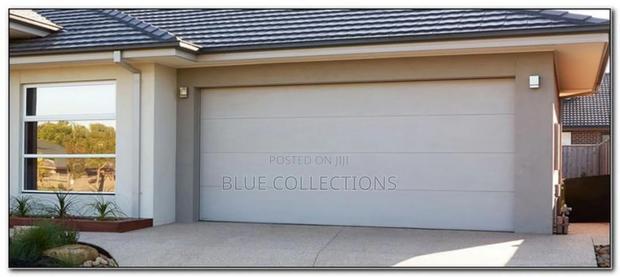 Automated Garage Door · Photo 2