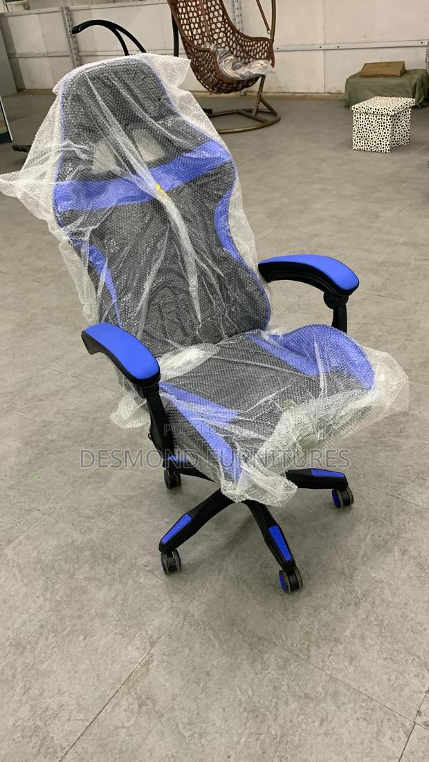 Office Chairs · Photo 1