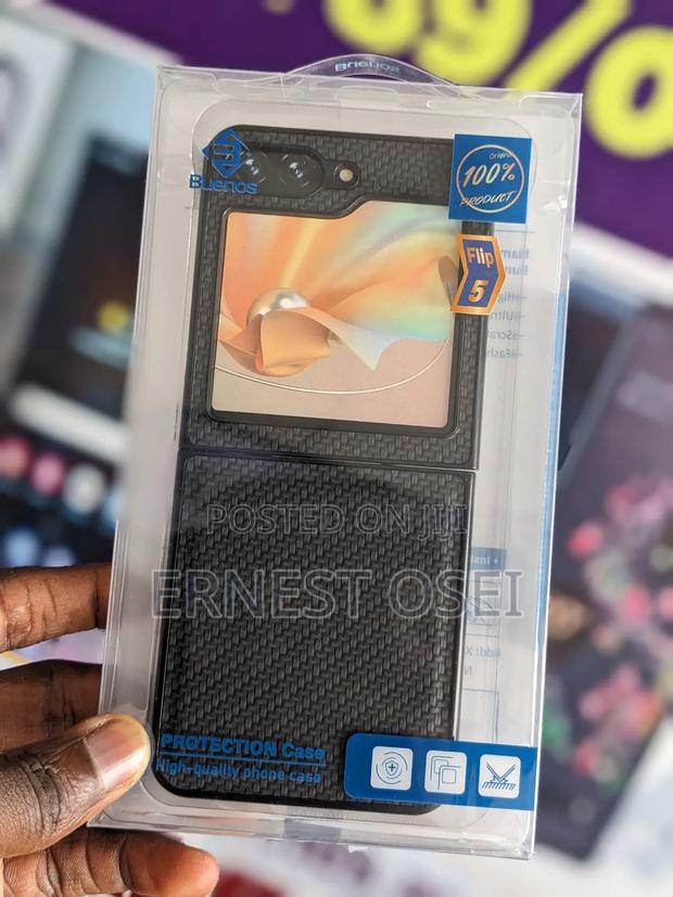 Galaxy Z Flip 5 360 Cover · Photo 3