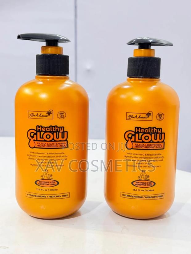 Healthy Glow Ultra Lightening Vitamin C Nacinamide Lotion · Photo 2