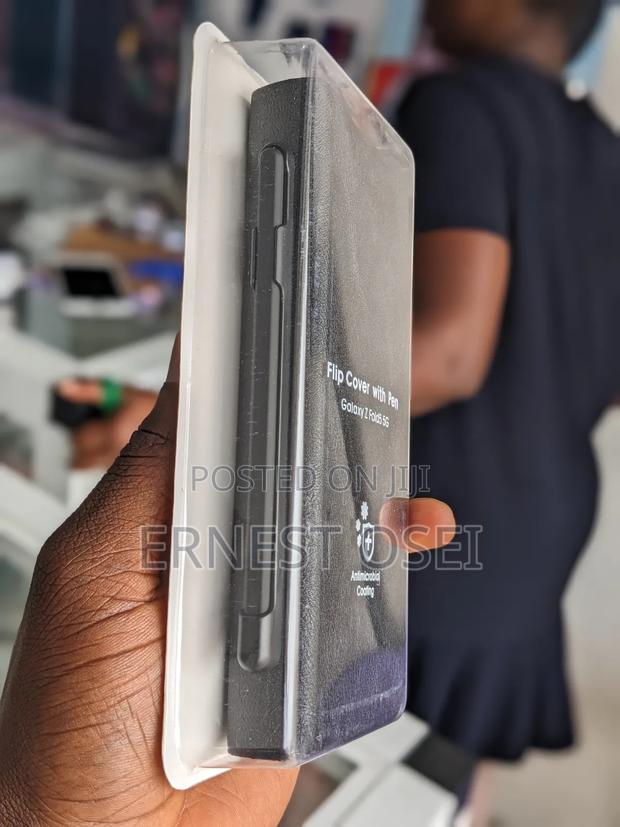 Galaxy Z Fold 5 S-Pen Case · Photo 4