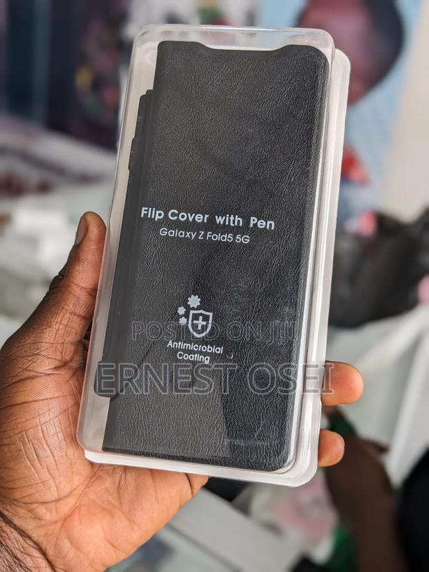 Galaxy Z Fold 5 S-Pen Case · Photo 3