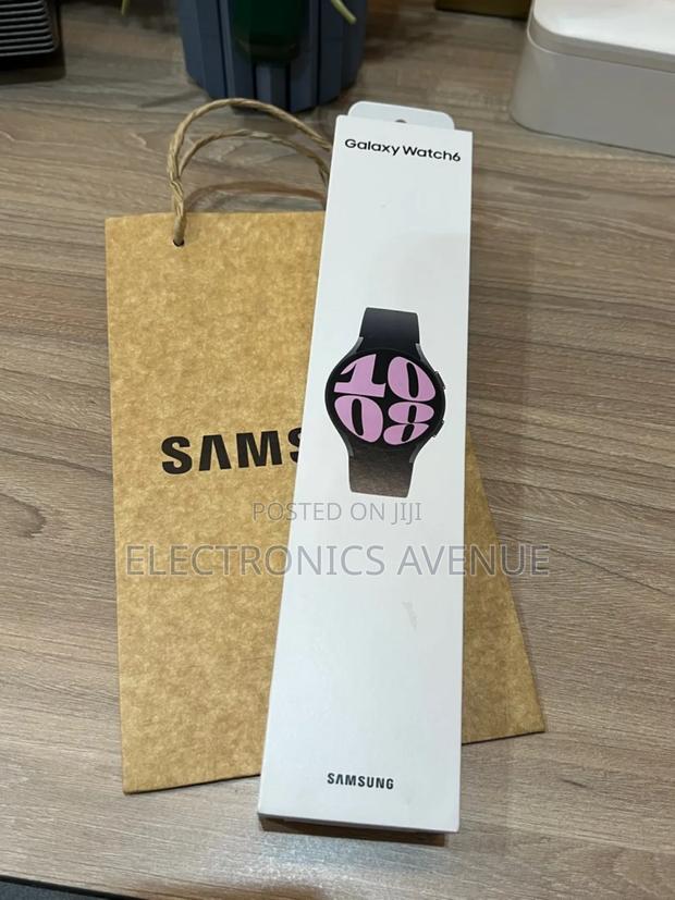 44mm Samsung Galaxy Watch6 Sealed in Box photo 2