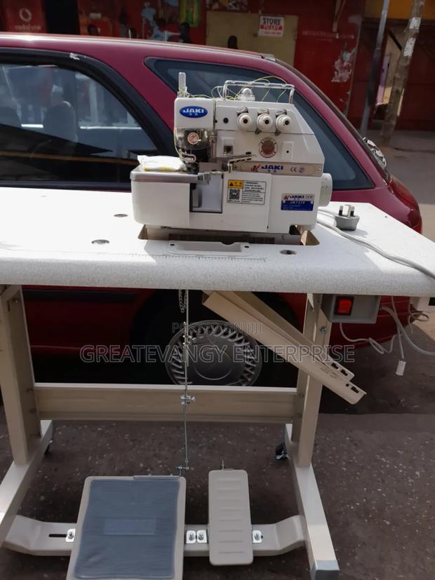 Brandnew Jaki Industrial Knitting Machine · Photo 3